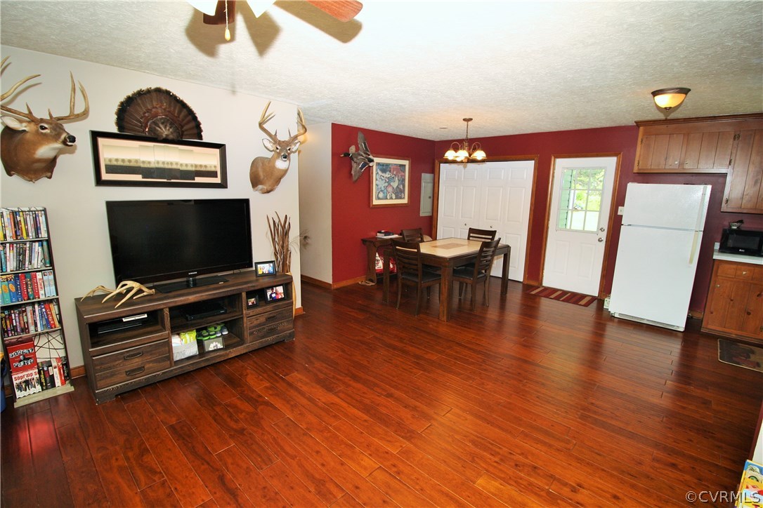 3132 Venter Road Aylett, VA 23009 - Photo 4 of 22 Gallery Image 4