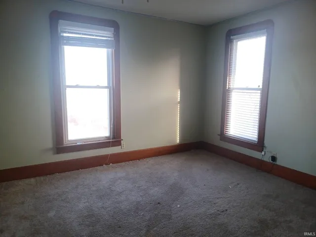 $144,000 | 215 North 3rd Street, Rockport, IN 47635