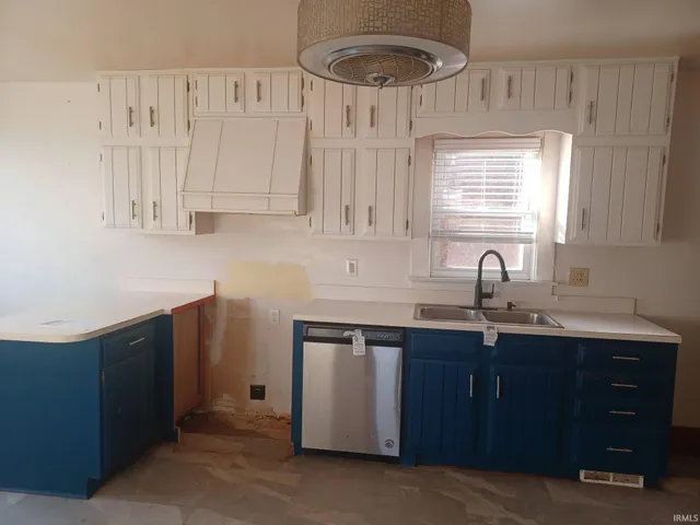 $144,000 | 215 North 3rd Street, Rockport, IN 47635