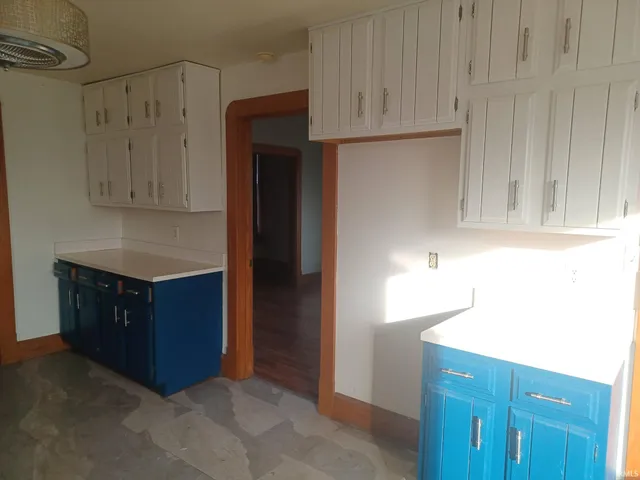 $144,000 | 215 North 3rd Street, Rockport, IN 47635