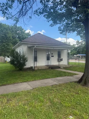 $65,000 | 122 South Butler Street, Erie, KS 66733