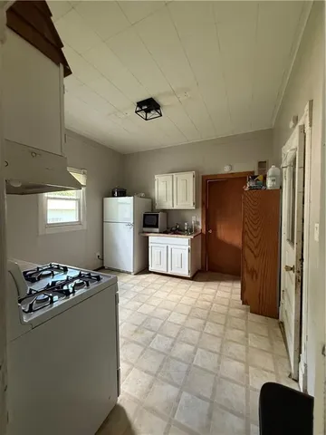 $65,000 | 122 South Butler Street, Erie, KS 66733