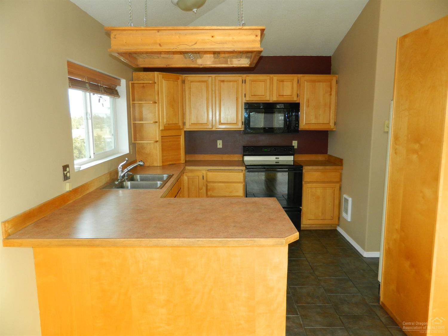 15450 Twin Lakes Road Powell Butte, OR 97753 - Photo 15 of 24 Additional Photo