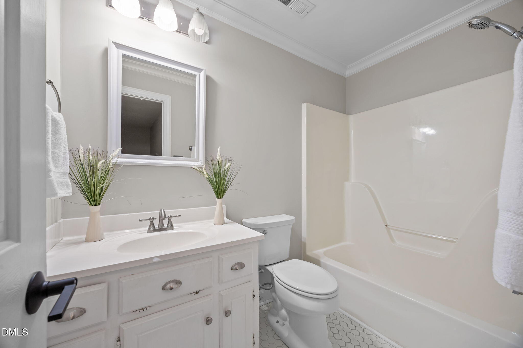 4713 Forest Highland Drive Raleigh, NC 27604 - Photo 24 of 38 34-web-or-mls-IMG_4189