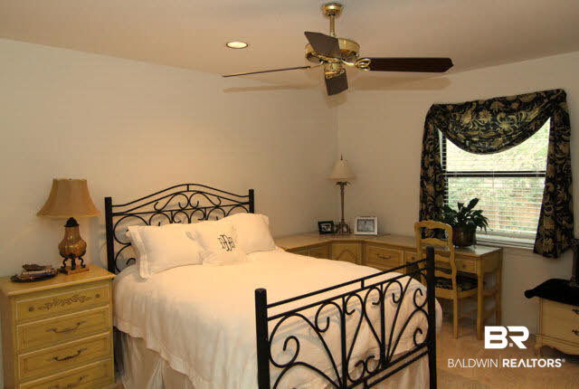 506 Oak Ridge Court West Daphne, AL 36526 - Photo 25 of 31 Has a full bath attached, as well as a sitting room.