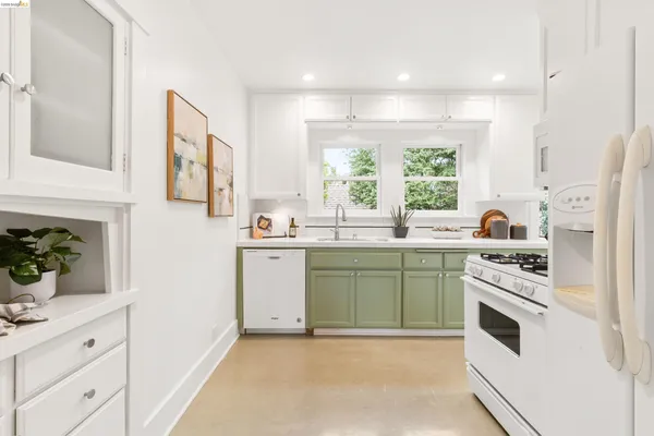 $750,000 | 1741 Derby Street, Berkeley, CA 94703