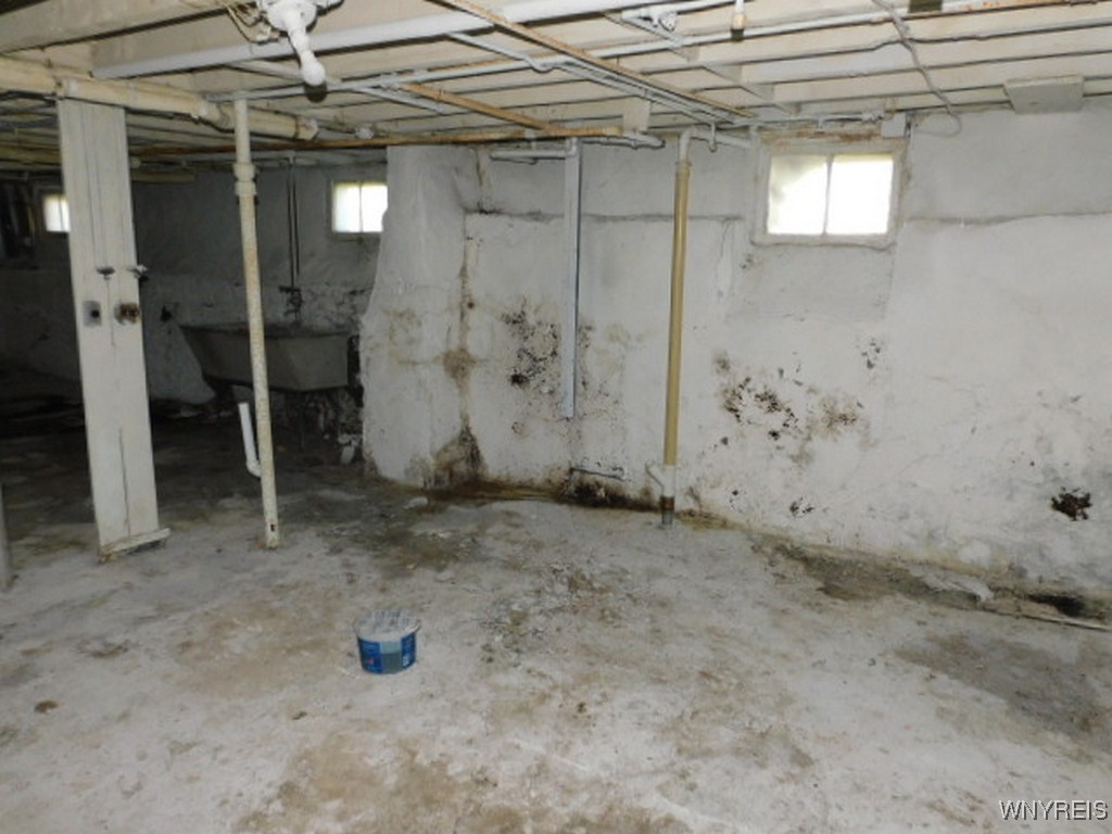 26 Robinson Street Hanover, NY 14136 - Photo 12 of 18