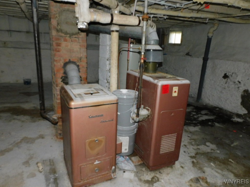 26 Robinson Street Hanover, NY 14136 - Photo 13 of 18