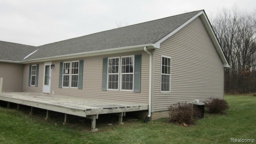 12279 Duffield Road Gaines, MI 48436 - Photo 7 of 35 IMG_8818.jpg