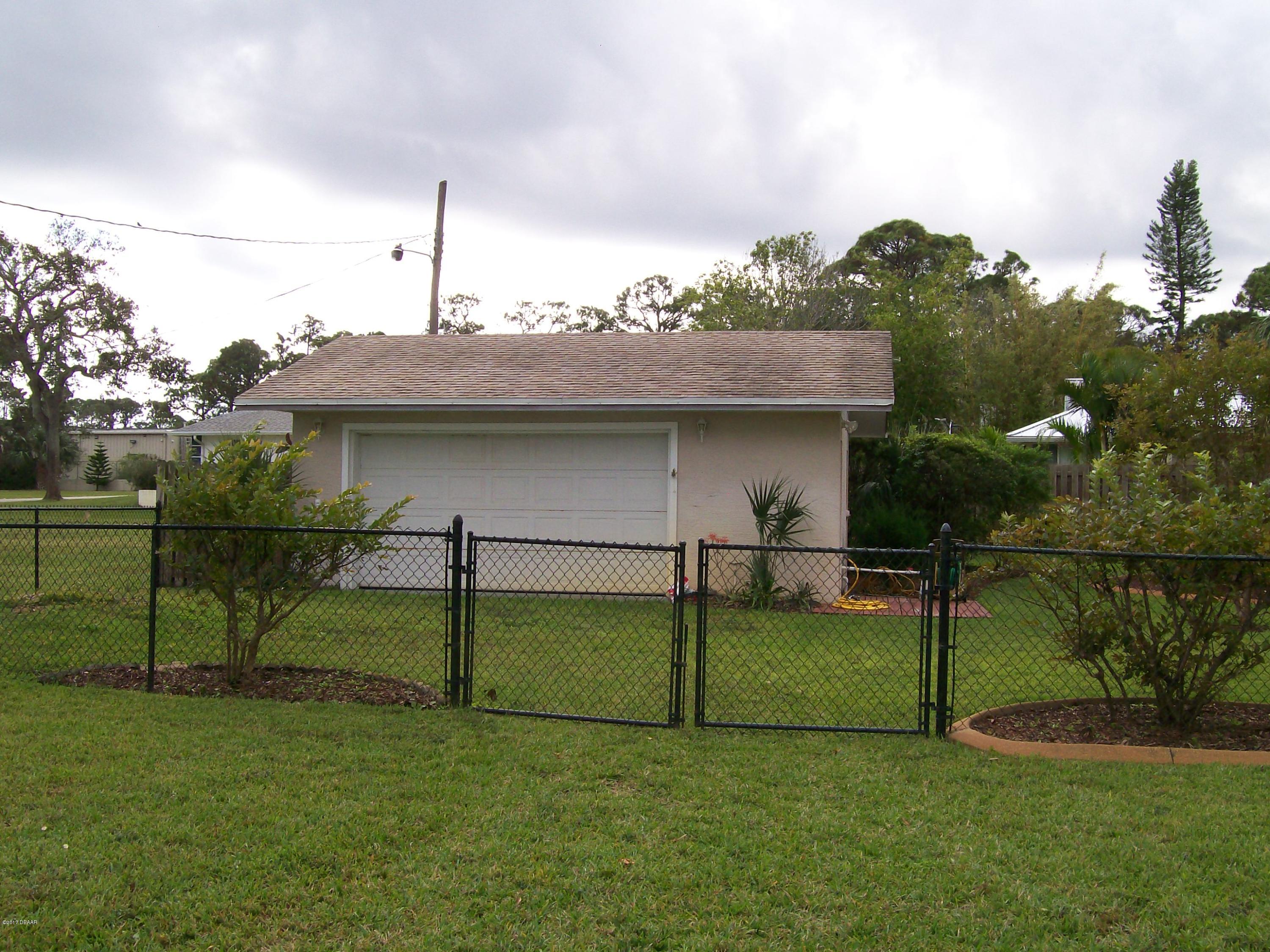 1900 South Riverside Drive Edgewater, FL 32141 - Photo 2 of 14 Detached Garage