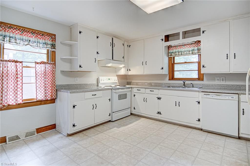 334 Styers Road Winston-Salem, NC 27105 - Photo 12 of 34 Gallery Image 12