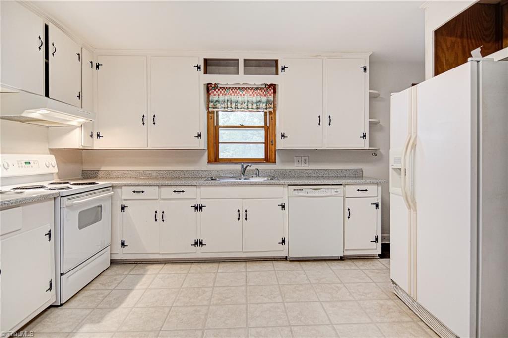 334 Styers Road Winston-Salem, NC 27105 - Photo 13 of 34 Gallery Image 13