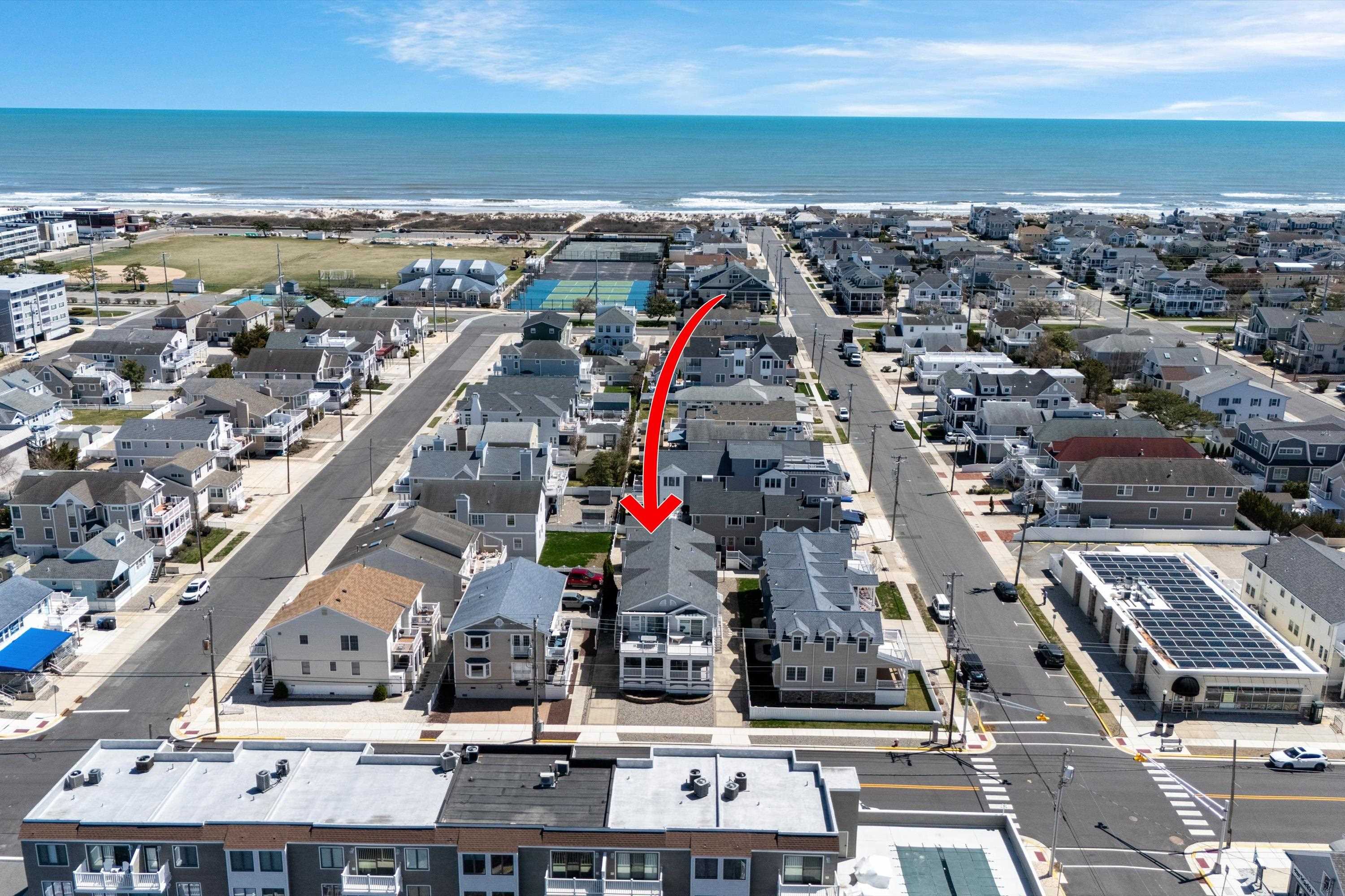 8222 3rd Avenue, Unit NORTH Stone Harbor, NJ 08247 - Photo 28 of 32 a view of a city