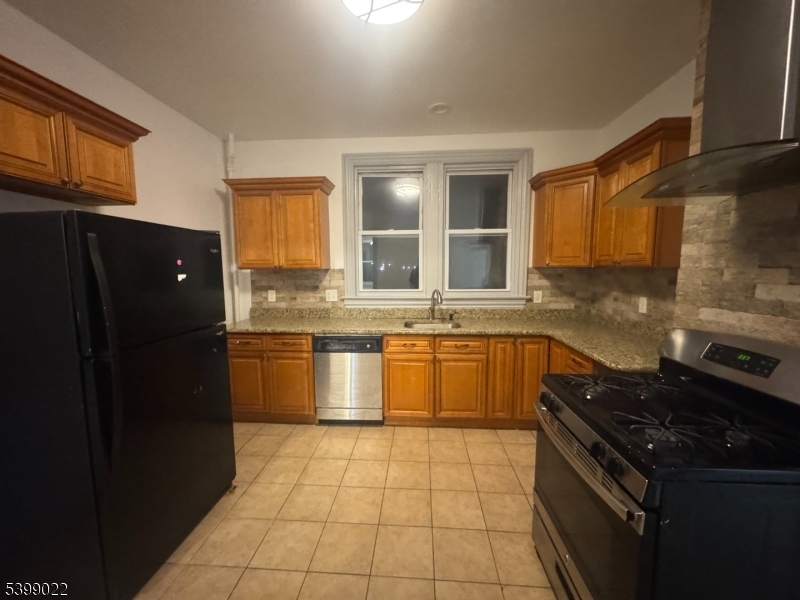 70 North Willow Street Montclair, NJ 07042 - Photo 5 of 12