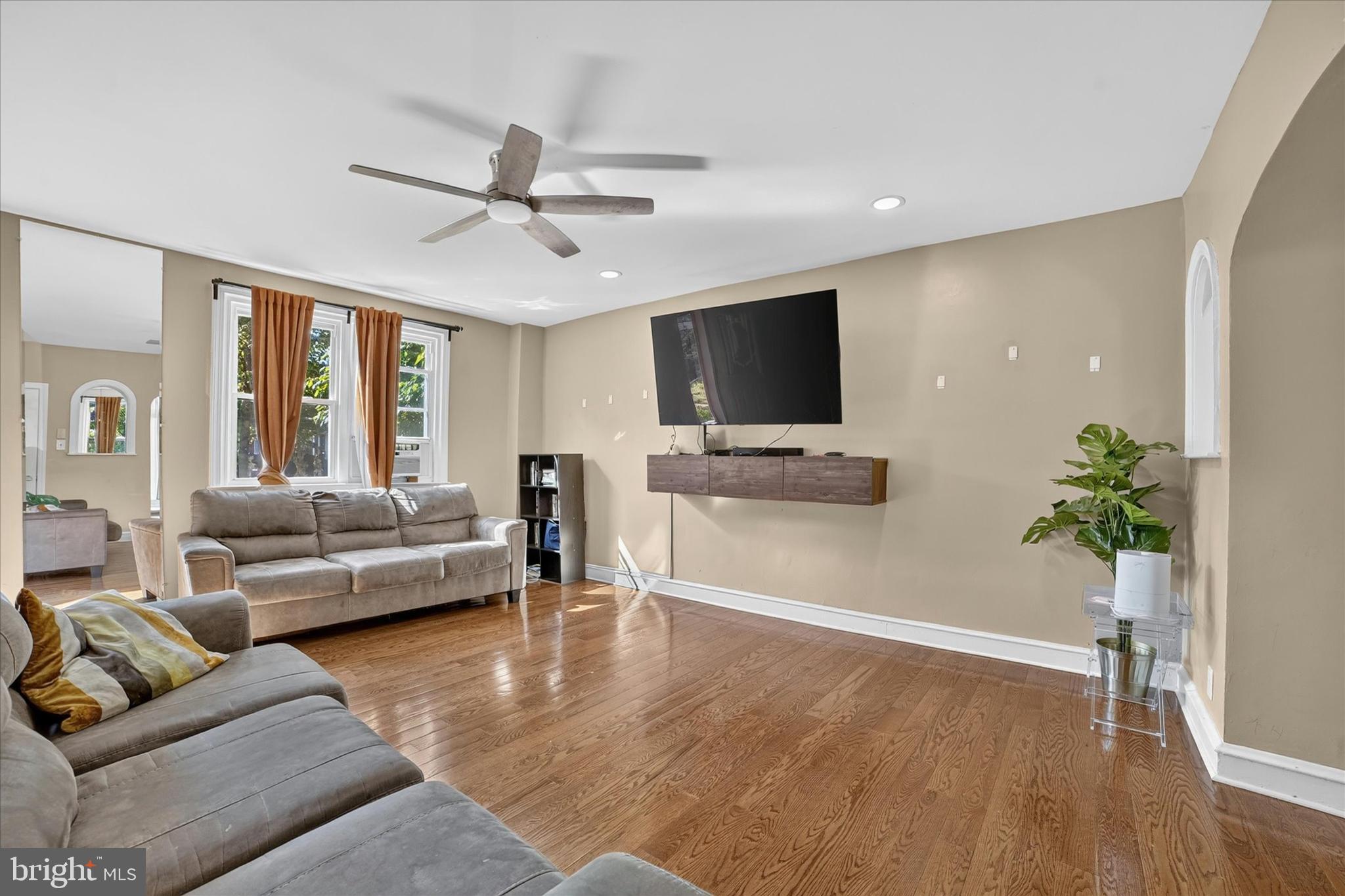 408 Slocum Street Philadelphia, PA 19119 - Photo 7 of 36