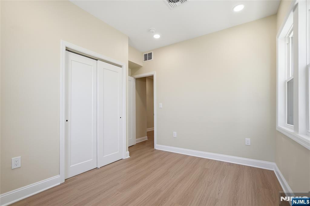 30 Edison Street Bloomfield, NJ 07003 - Photo 12 of 44