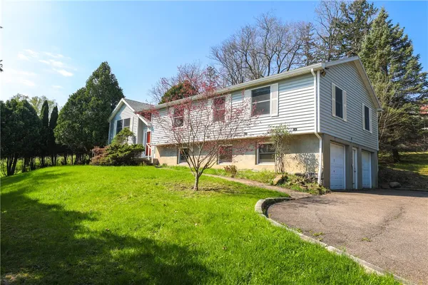 $499,000 | 100 Lakeview Avenue, Dix, NY 14891