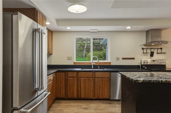 $499,000 | 100 Lakeview Avenue, Dix, NY 14891