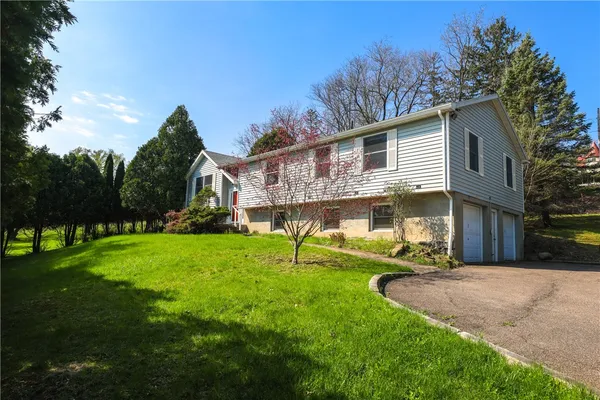 $499,000 | 100 Lakeview Avenue, Dix, NY 14891