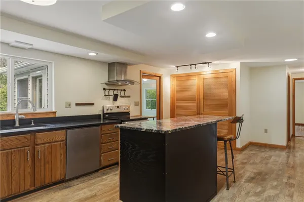 $499,000 | 100 Lakeview Avenue, Dix, NY 14891