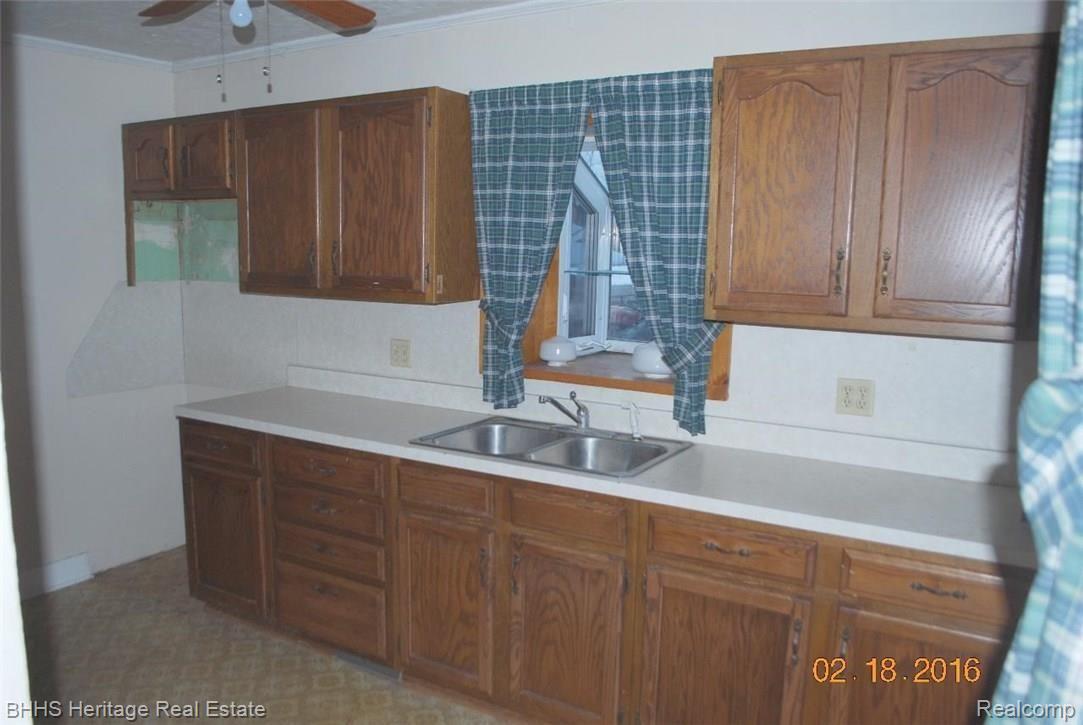 5131 Bell Oak Road East Webberville, MI 48892 - Photo 8 of 18 DSC_0374.JPG
