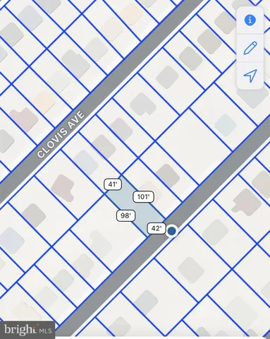 a picture of a table