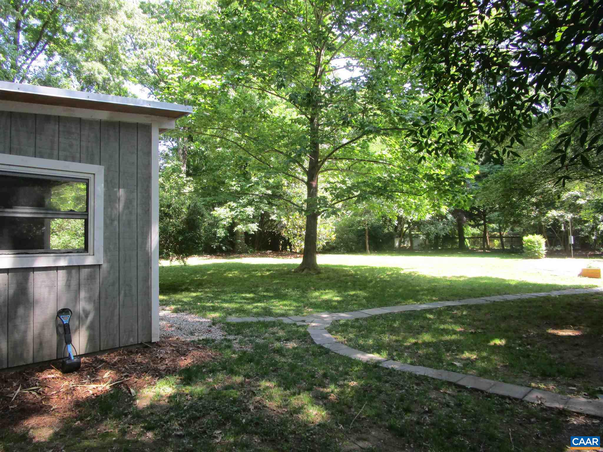 2414 Larkwood Road Henrico, VA 23294 - Photo 14 of 53