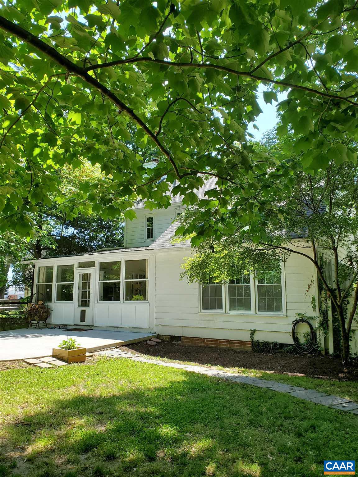 2414 Larkwood Road Henrico, VA 23294 - Photo 15 of 53