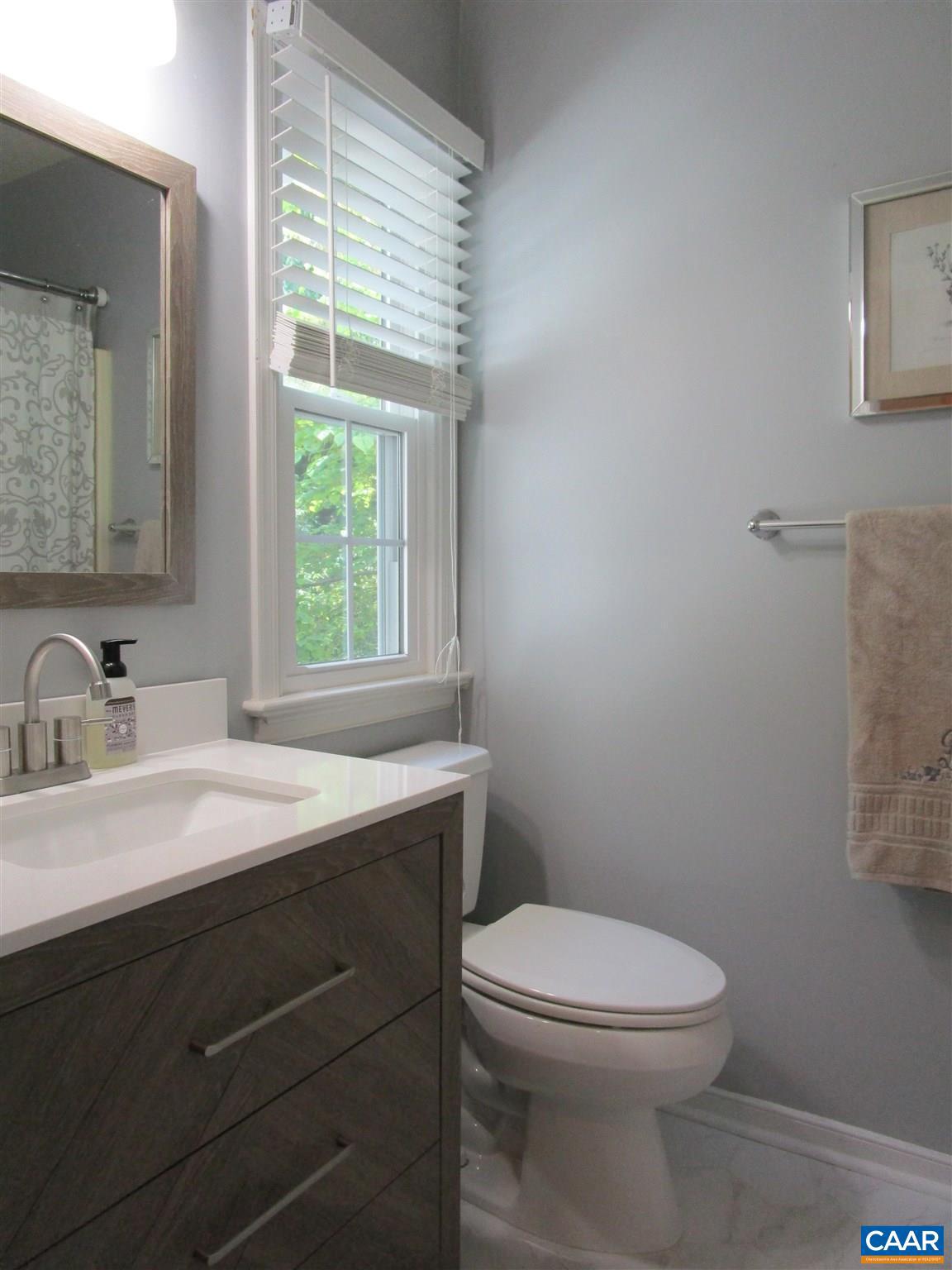 2414 Larkwood Road Henrico, VA 23294 - Photo 37 of 53