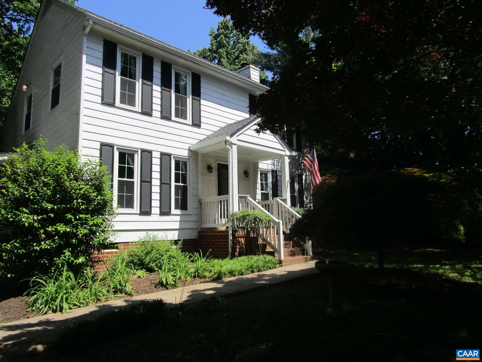 2414 Larkwood Road Henrico, VA 23294 - Photo 5 of 53
