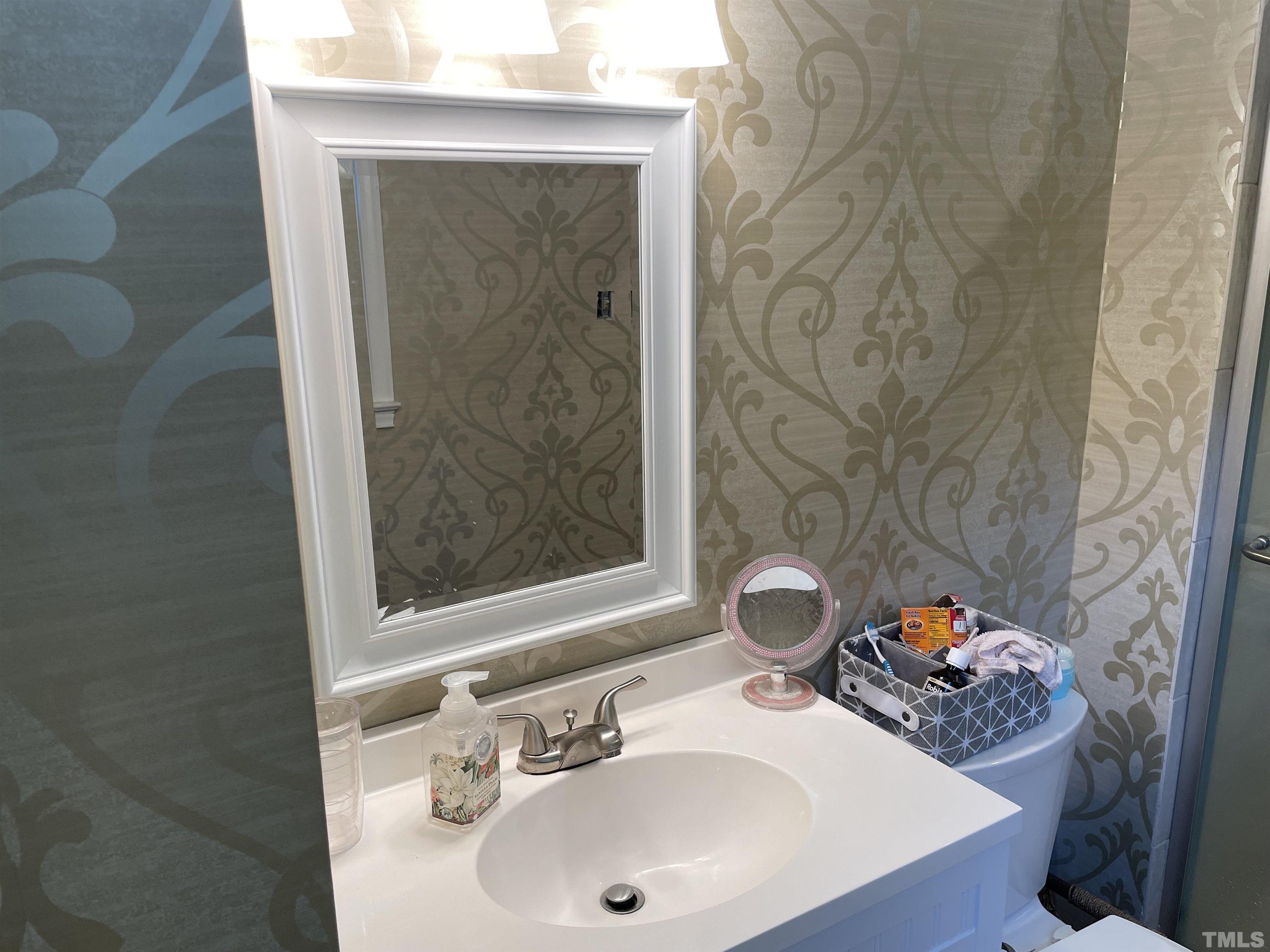 602 Southeast Maynard Road Cary, NC 27511 - Photo 12 of 25 Gallery Image 12