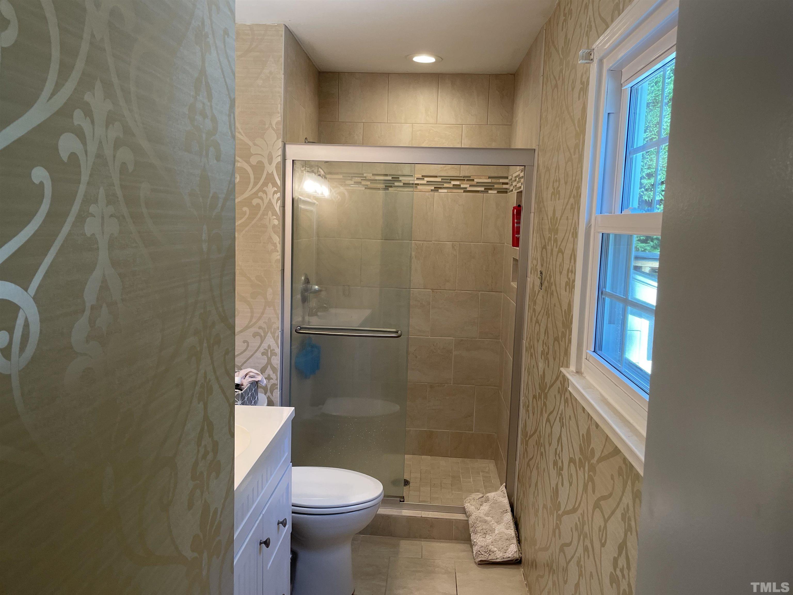 602 Southeast Maynard Road Cary, NC 27511 - Photo 13 of 25 Gallery Image 13