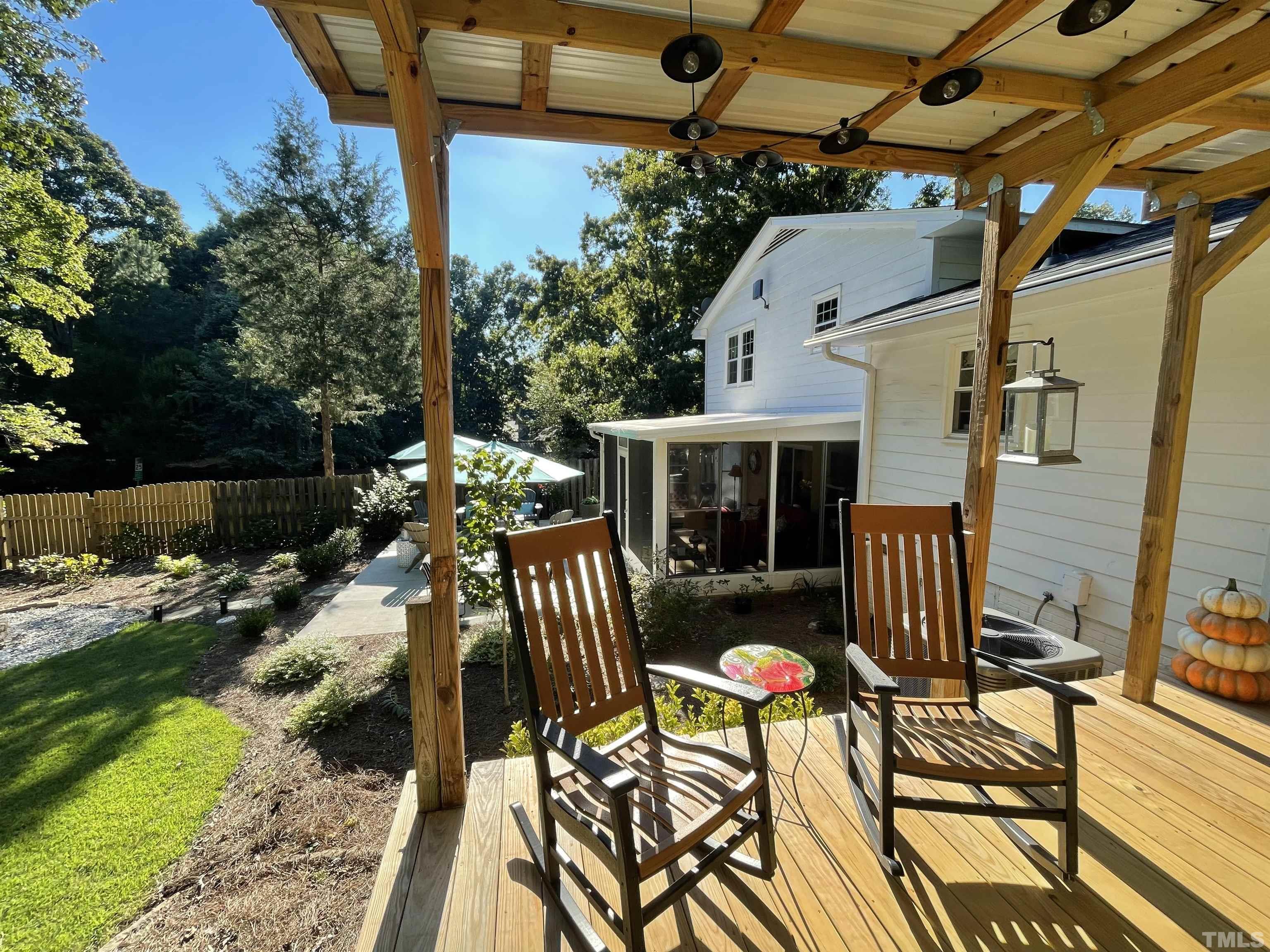 602 Southeast Maynard Road Cary, NC 27511 - Photo 21 of 25 Gallery Image 21
