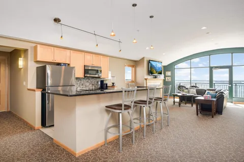 $439,000 | 4100 Spring Street, Unit 310, Spring Park, MN 55384