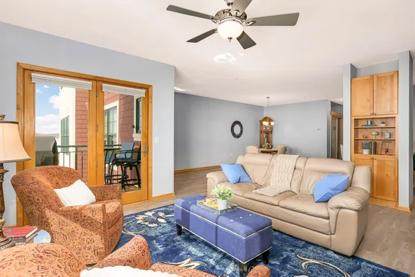$439,000 | 4100 Spring Street, Unit 310, Spring Park, MN 55384