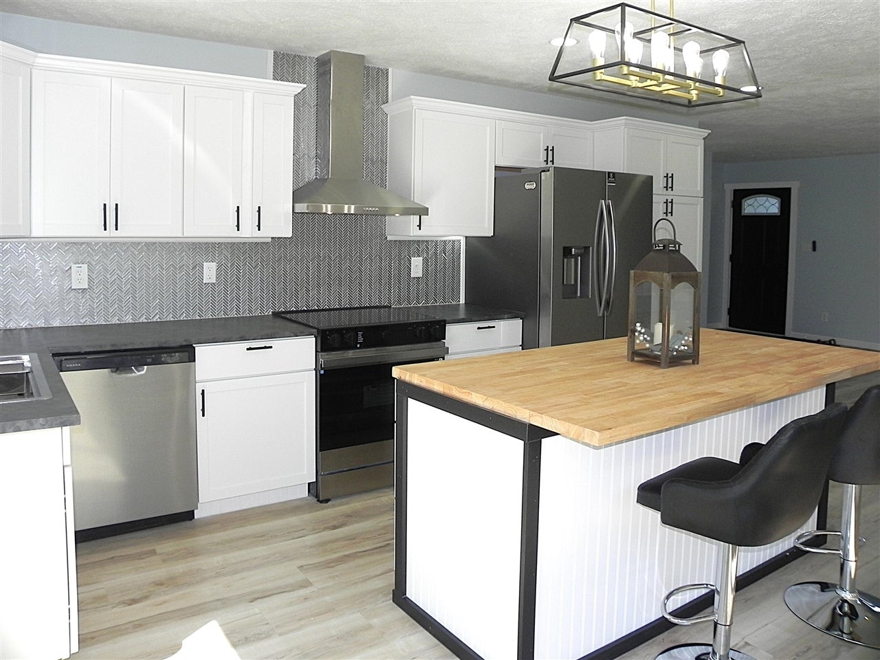 13805 Riverside Drive Constantine, MI 49042 - Photo 9 of 55 Gallery Image 9