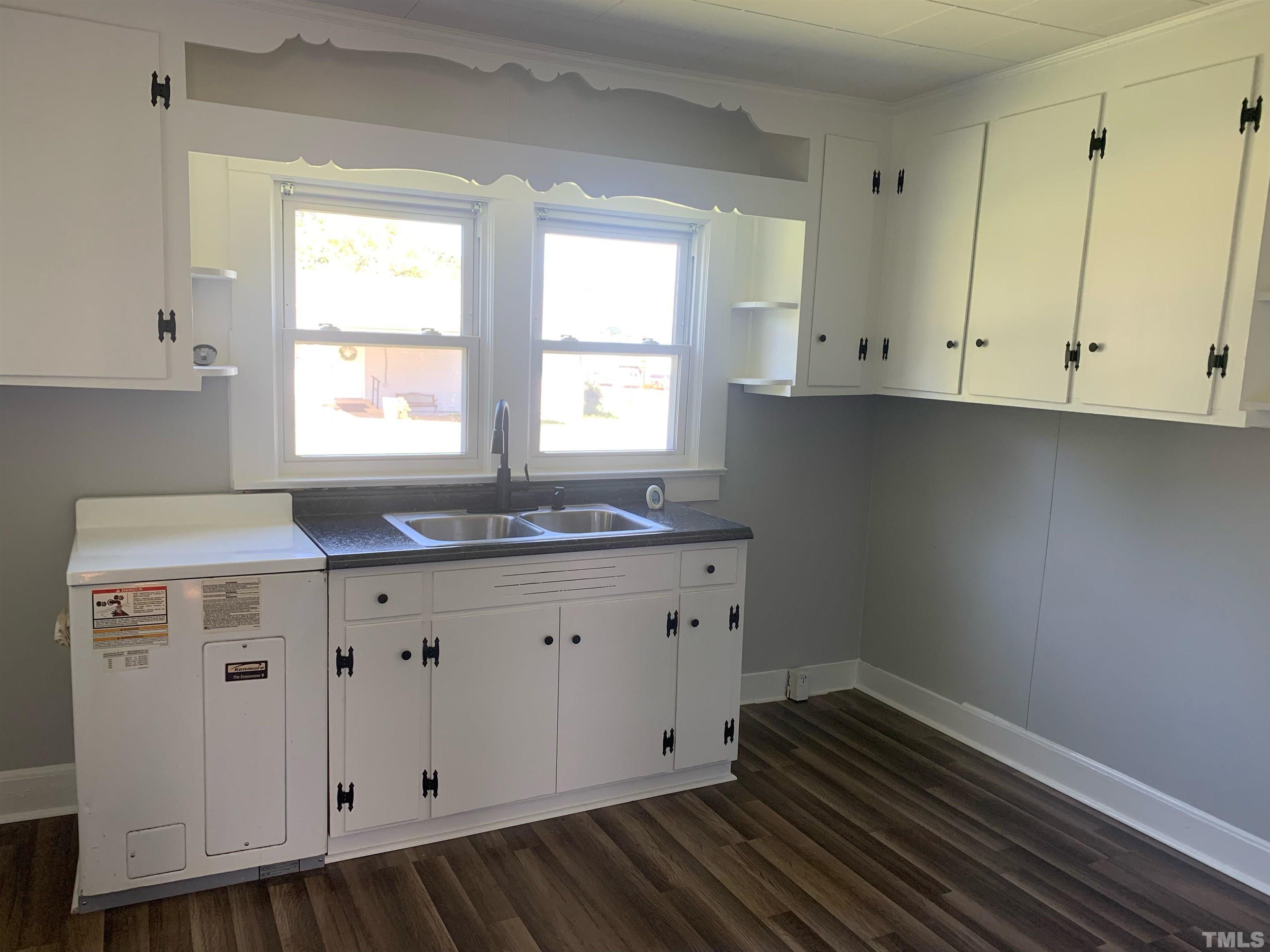 1275 Pointer Street Roxboro, NC 27573 - Photo 6 of 7