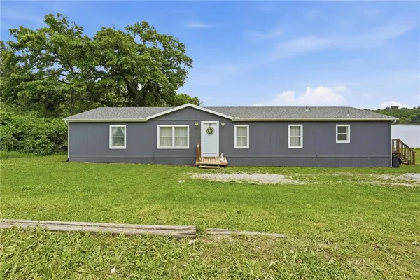 $210,000 | 14933 Lakeshore Drive, Excelsior Springs, MO 64024