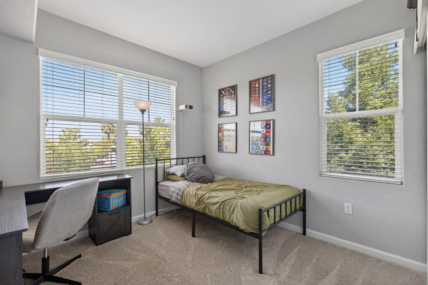 1251 Whitney Ranch Parkway, Unit 1231 Rocklin, CA 95765 - Photo 25 of 44 a bedroom with a bed and a window