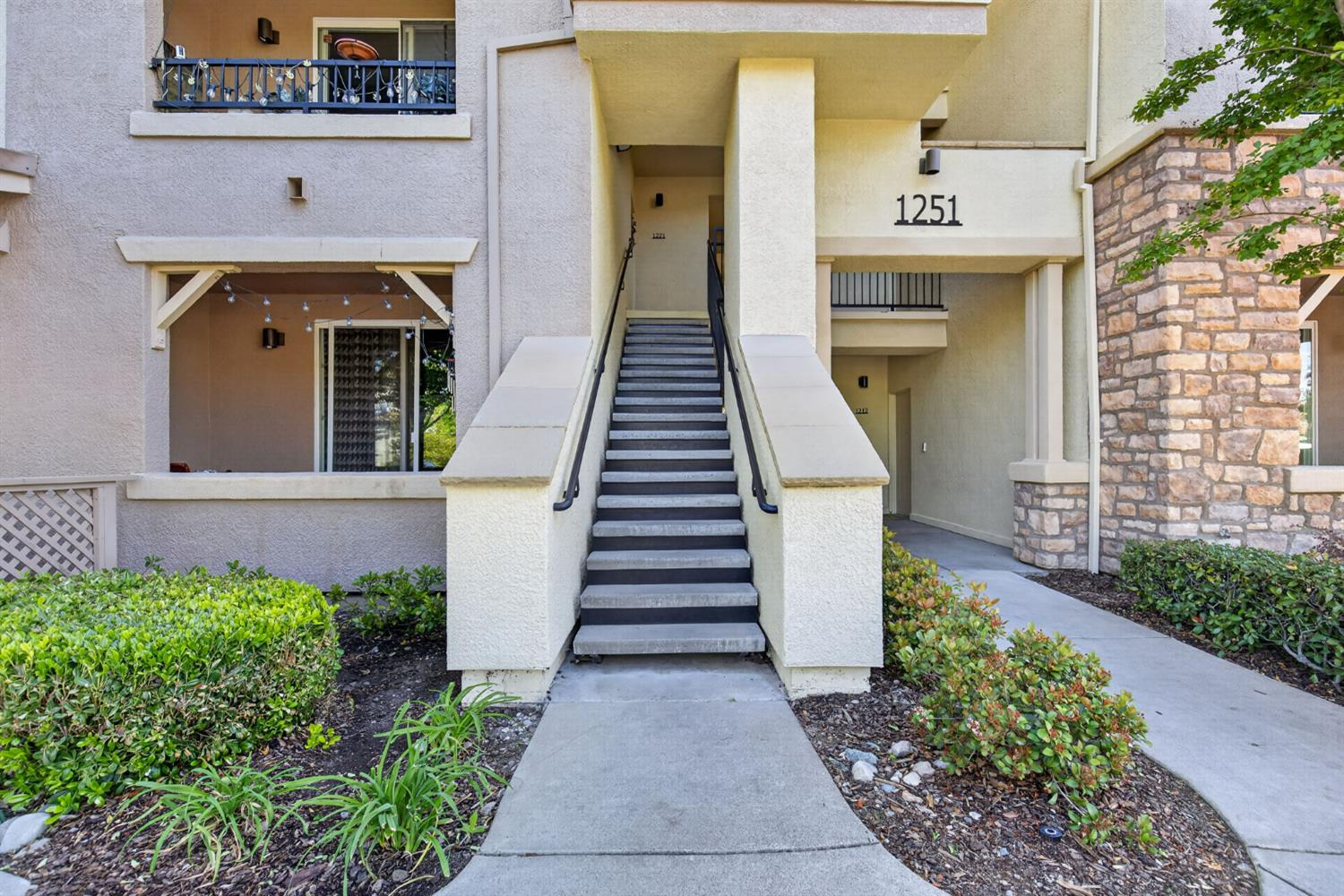 1251 Whitney Ranch Parkway, Unit 1231 Rocklin, CA 95765 - Photo 3 of 44 a view of a entrance of the house