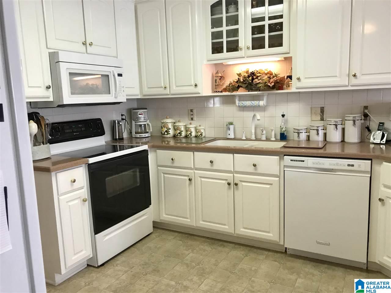 233 Leaf Lane Alabaster, AL 35007 - Photo 11 of 26