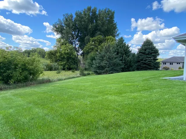 $474,900 | 1740 Bay Oaks Drive, Albert Lea, MN 56007