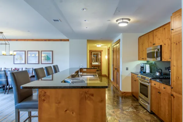 $440,000 | 7412 Mountain Road, Unit 42801, Stowe, VT 05672