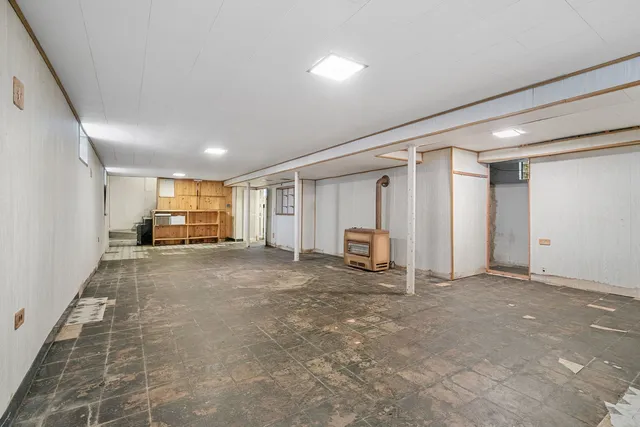 $310,000 | 4327 West 81st Street, Chicago, IL 60652