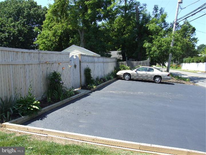 432 Prospect Road Springfield, PA 19064 - Photo 22 of 25 Exterior Back