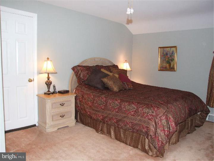 432 Prospect Road Springfield, PA 19064 - Photo 8 of 25 Master Bedroom