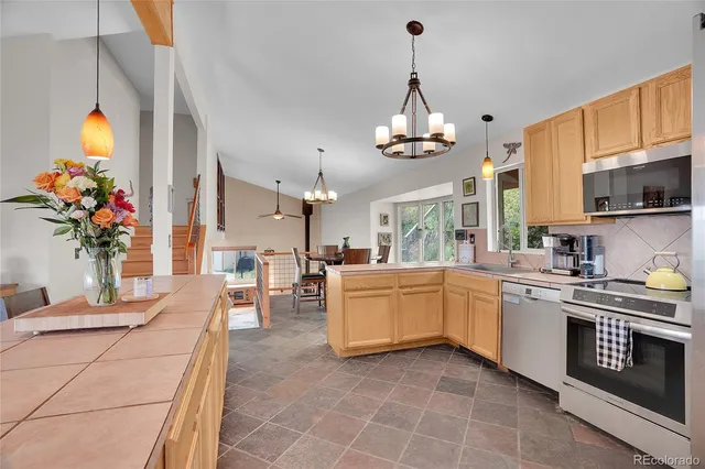 $899,000 | 9648 Yegge Road, Morrison, CO 80465