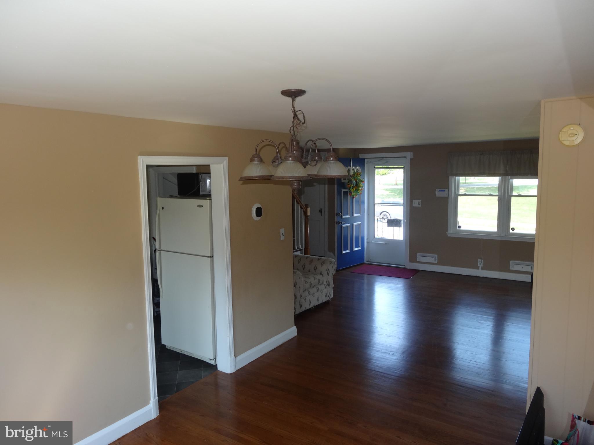 1607 Langford Road Baltimore, MD 21207 - Photo 9 of 38 Gallery Image 9