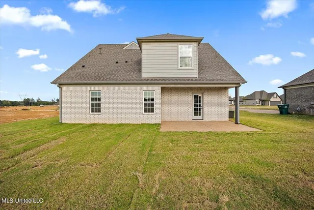 $341,900 | 13837 Wesley Banks Boulevard, Olive Branch, MS 38654