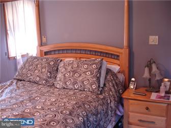 27 Taylor Road Conshohocken, PA 19428 - Photo 11 of 12 Bedroom - Main